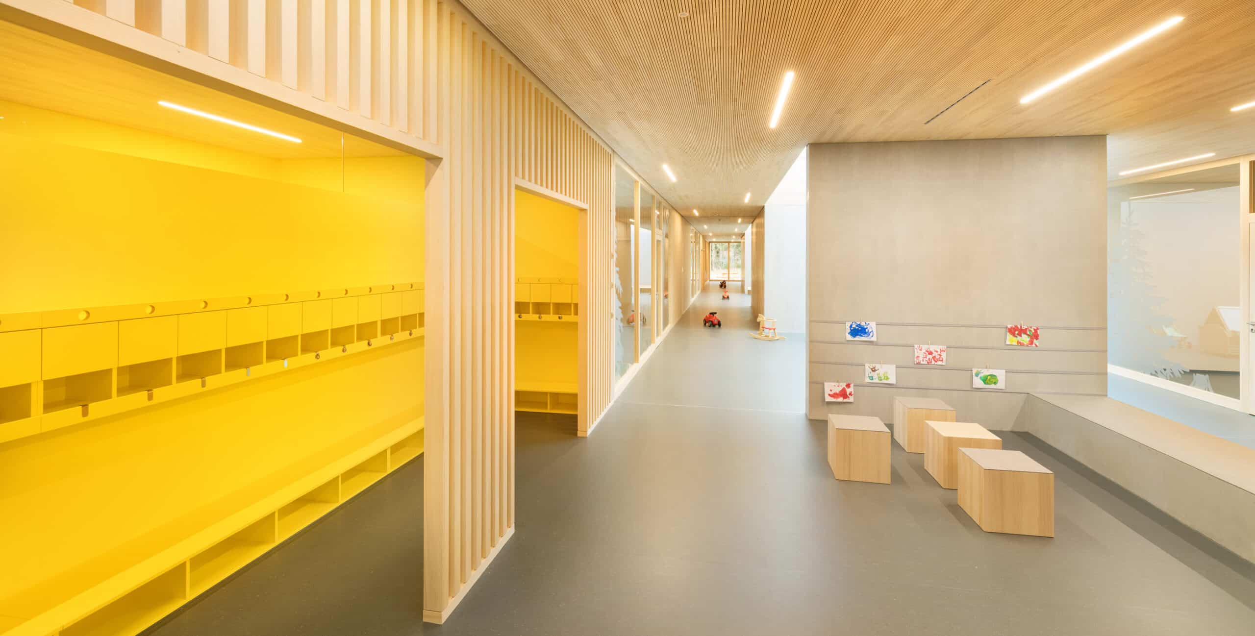 Staatliches Projekt aus dem Objektbau: Kindergarten aus Holz